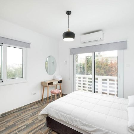 Happy Stay Apartment - Halefka Court Larnaca Esterno foto