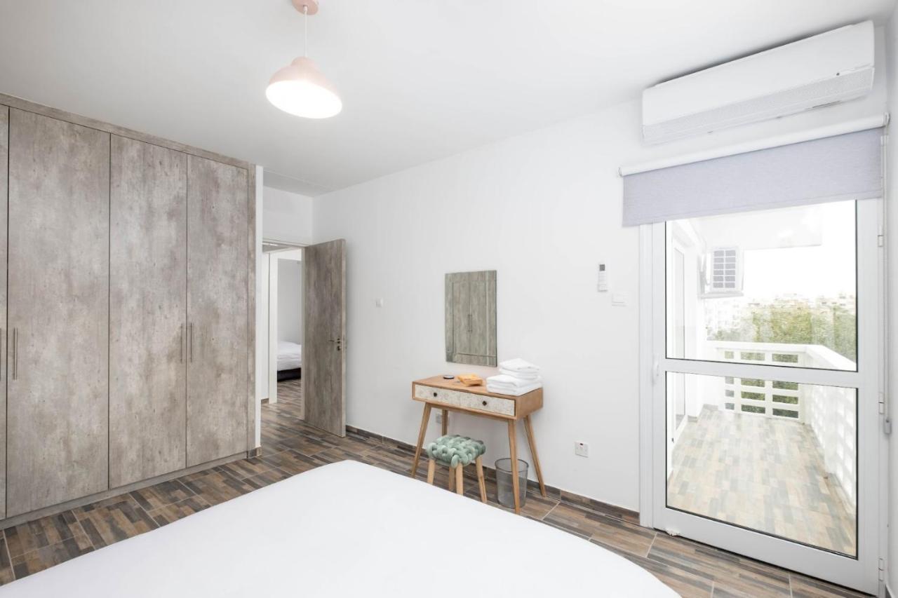 Happy Stay Apartment - Halefka Court Larnaca Esterno foto