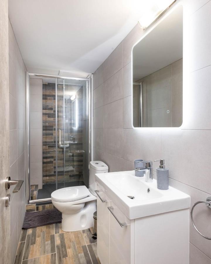 Happy Stay Apartment - Halefka Court Larnaca Esterno foto